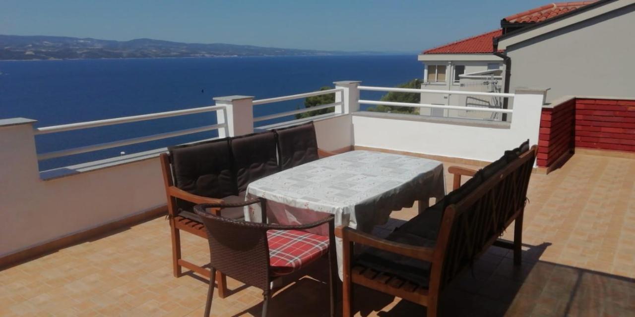 Apartment Kovacic Omiš Kültér fotó