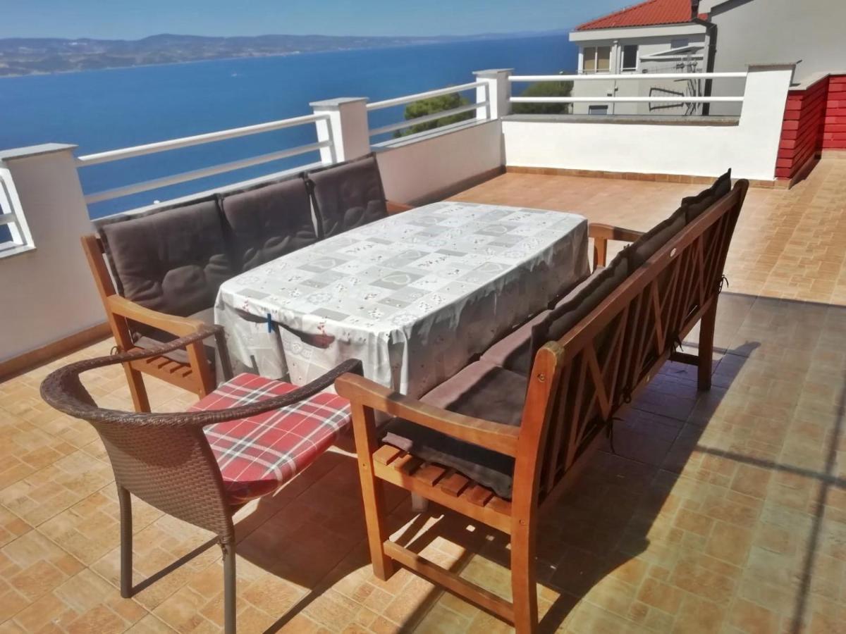 Apartment Kovacic Omiš Kültér fotó