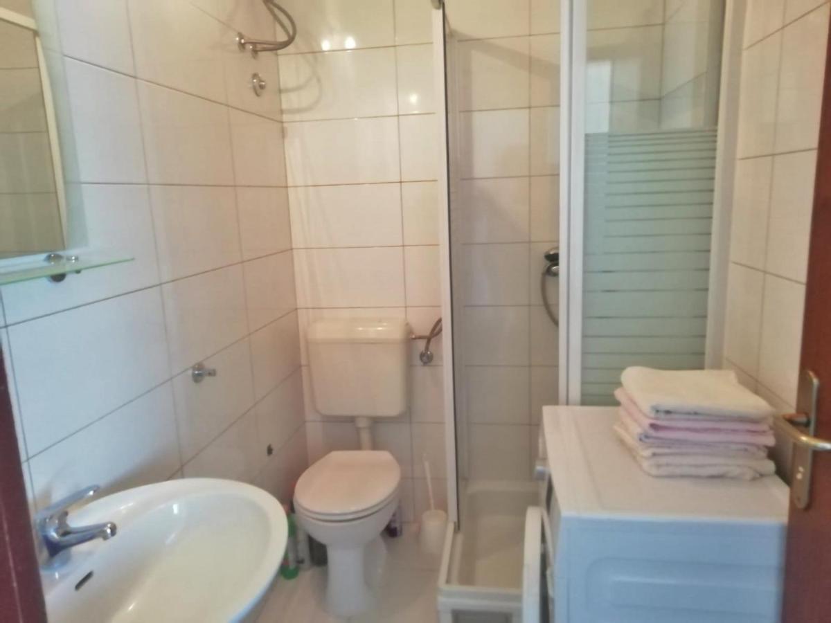 Apartment Kovacic Omiš Kültér fotó