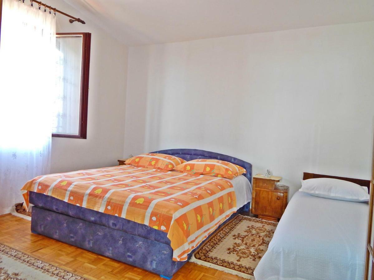 Apartment Kovacic Omiš Kültér fotó