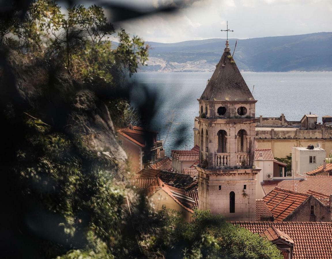 Apartment Kovacic Omiš Kültér fotó