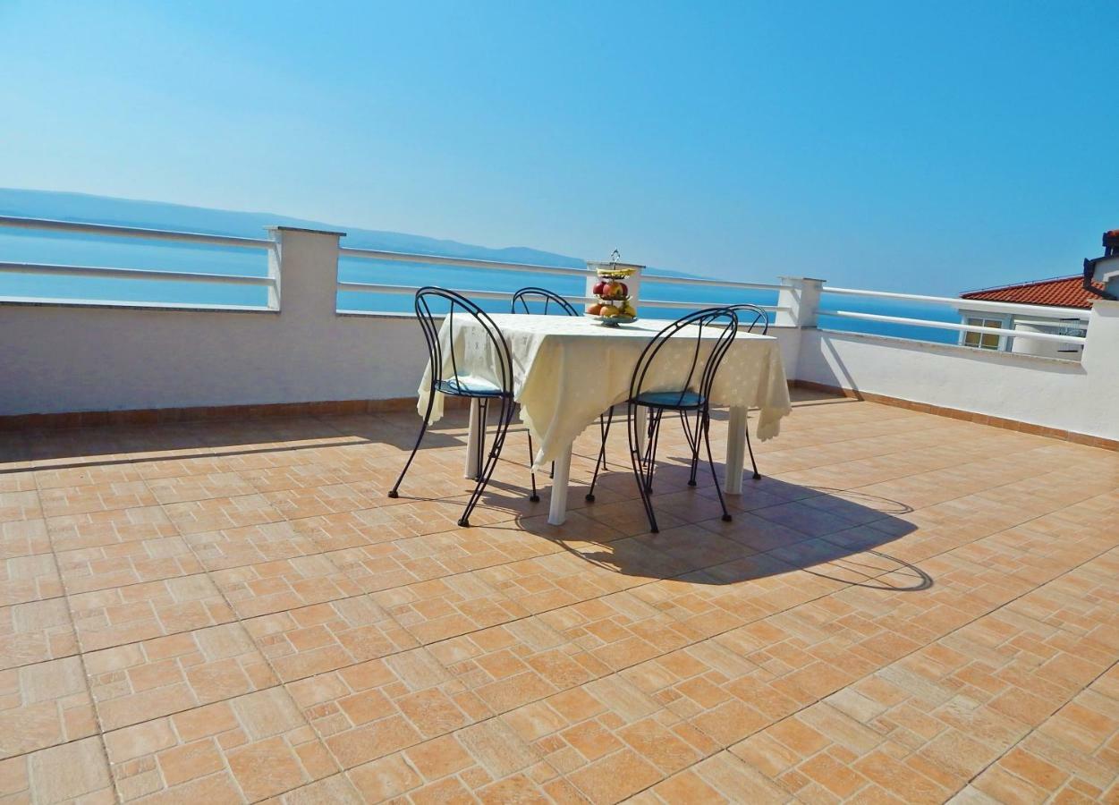 Apartment Kovacic Omiš Kültér fotó